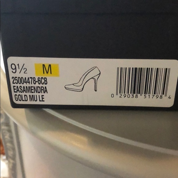 Enzo Angiolini Heel - Picture 5 of 5